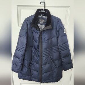 Navy Puffer Jacket w/Hood